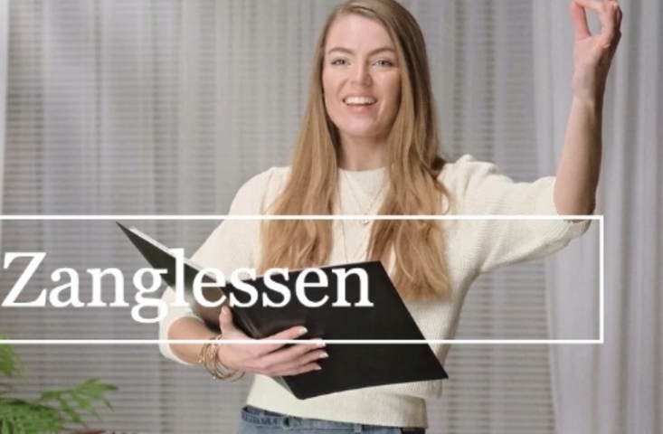 Zangles door Laurie Akkerman