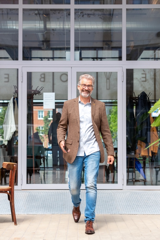 Bob, bij Hebbes casting bureau