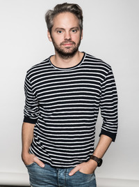Model Tom