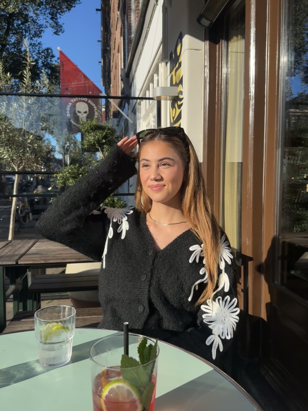 Souki-zorra, bij Hebbes casting bureau